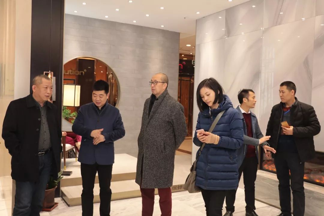 17 ���ƺ�ʢ�ɴu�P(y��ng)����Ş��F(xi��n)����ʽ�L(f��ng)�õ���(j��ng)�N�̼��O(sh��)Ӌ(j��)����һ�º��u(p��ng).jpg