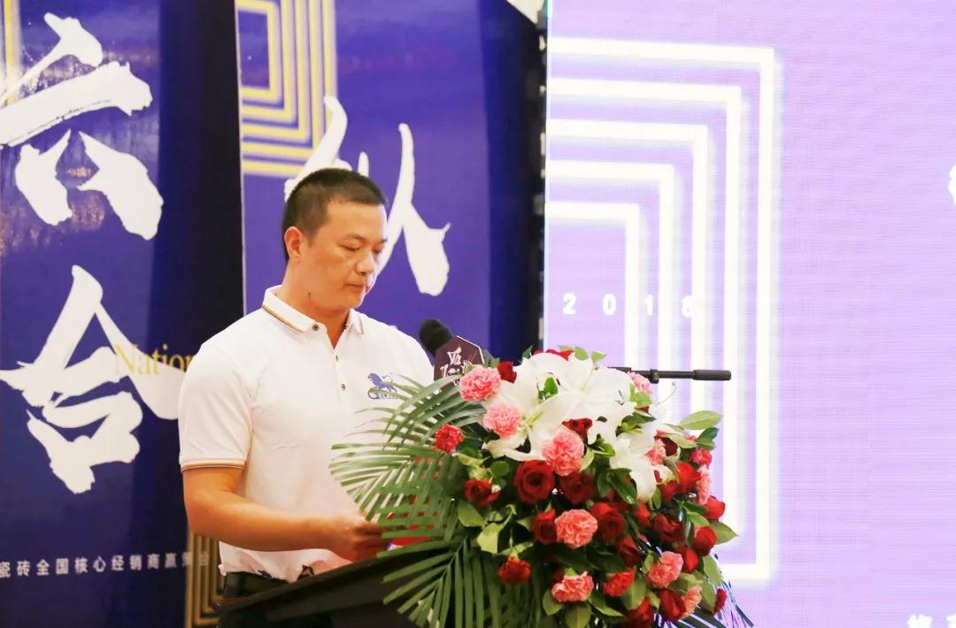 �V�|�������մɼ��F(tu��n)�����I(y��ng)�N(xi��o)���Ŀ���(j��ng)�������R˹Ʒ�ƿ���(j��ng)������׌�������o.jpg